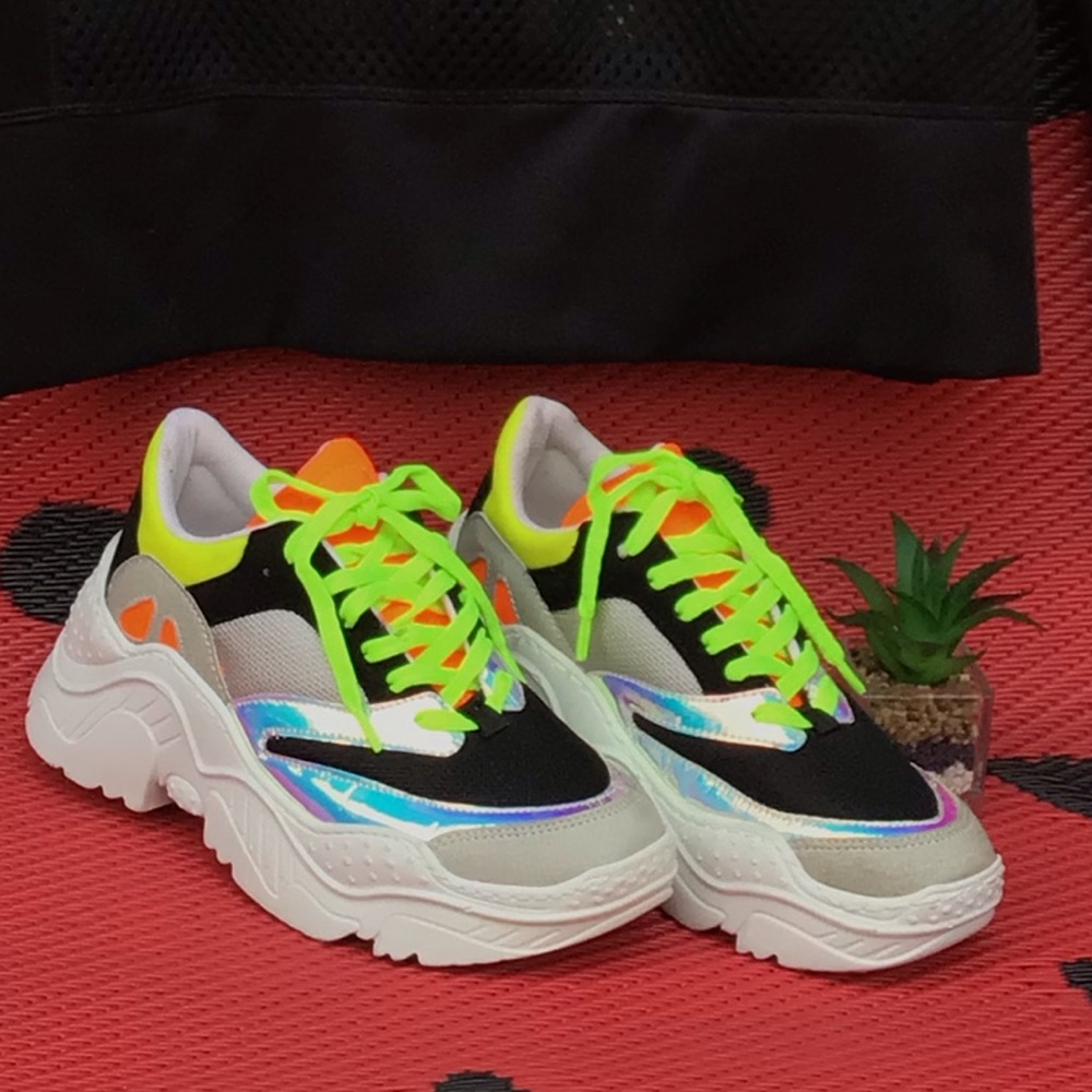 Steve Madden sneakers